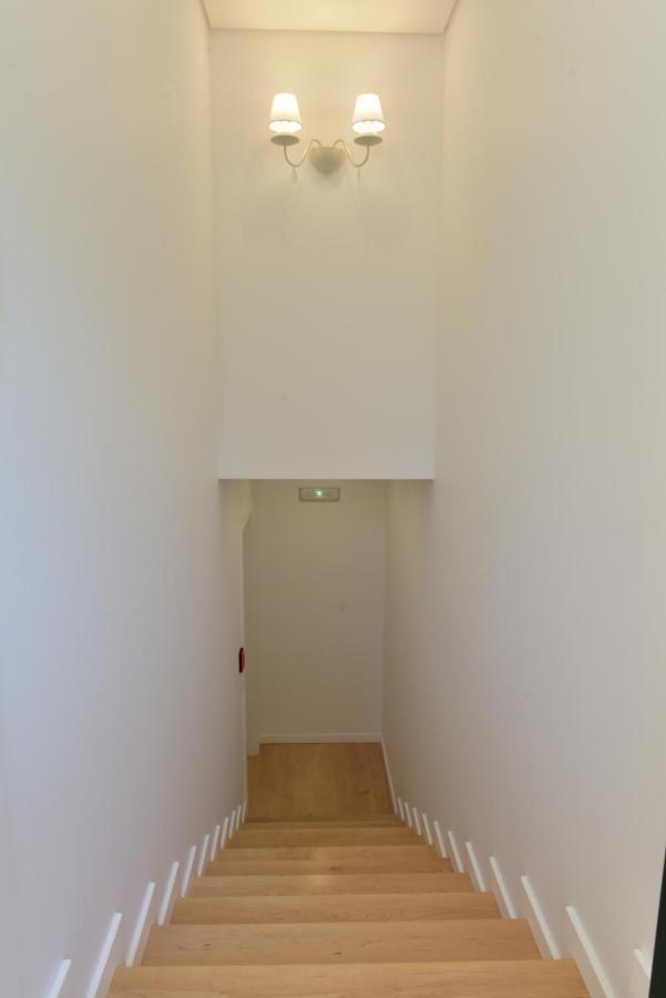דירות למאגו The Castle House מראה חיצוני תמונה